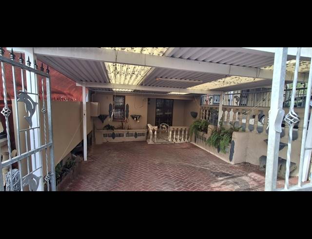 3 BEDROOM APARTMENT FOR SALE IN GANDHINAGAR